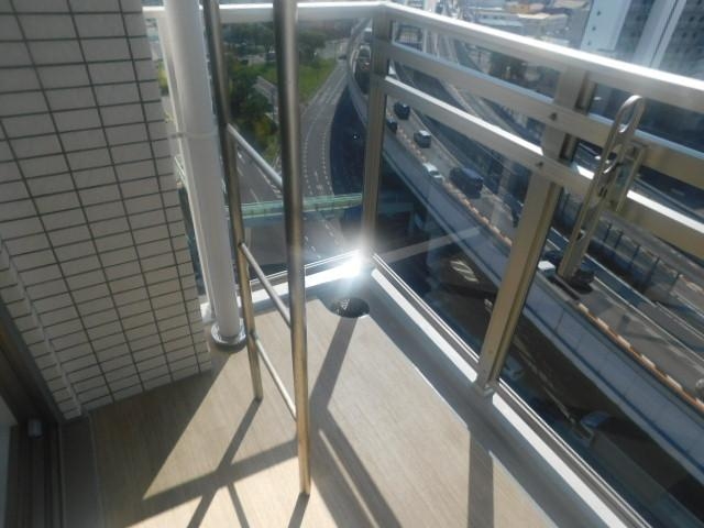 バルコニー　風通しの良いお部屋です。