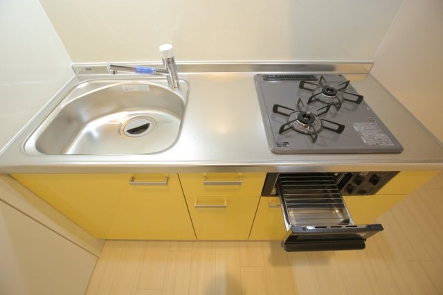 キッチン　システムキッチン　2口ガスコンロ　グリル