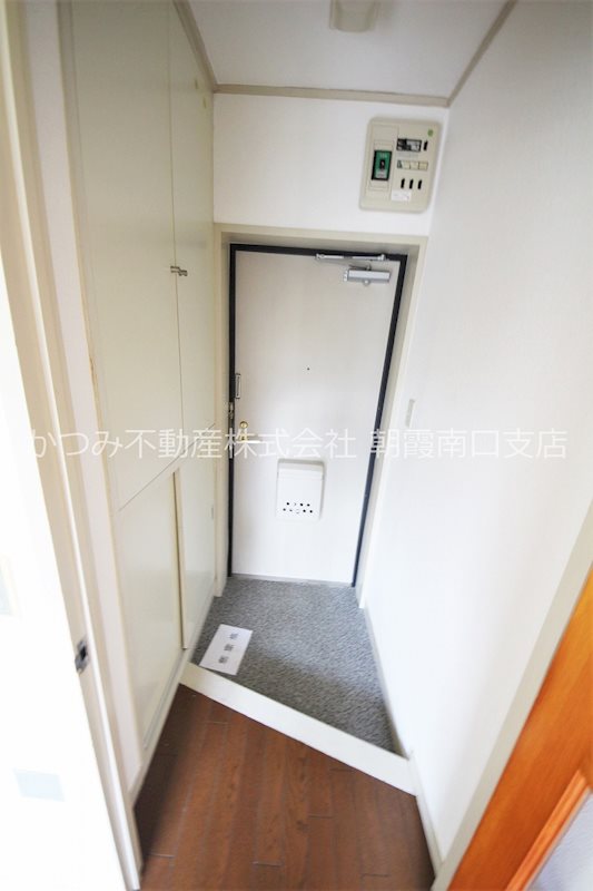 玄関　他号室参考写真