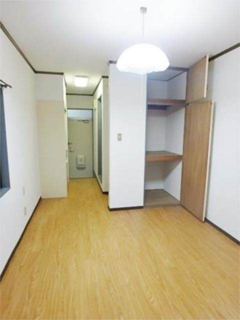 居室・リビング　角部屋の参考写真です。