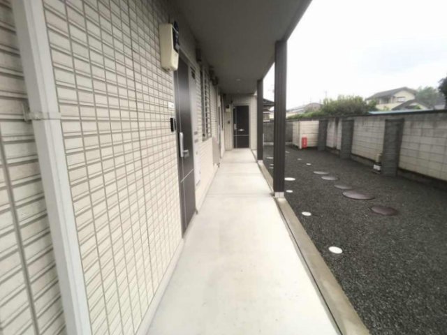 ロビー　プラタナス