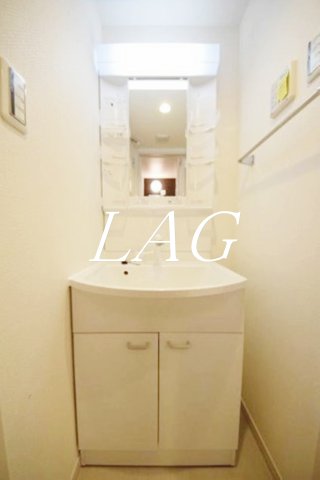 洗面設備　独立洗面台です。