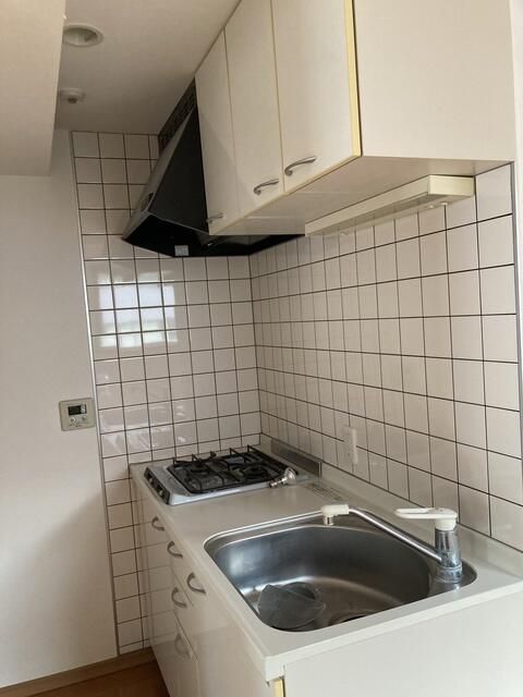 キッチン　※別部屋参考写真