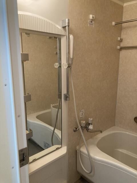 バス・シャワールーム　別部屋参考写真