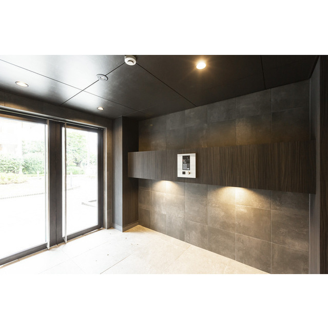 エントランス　オートロック