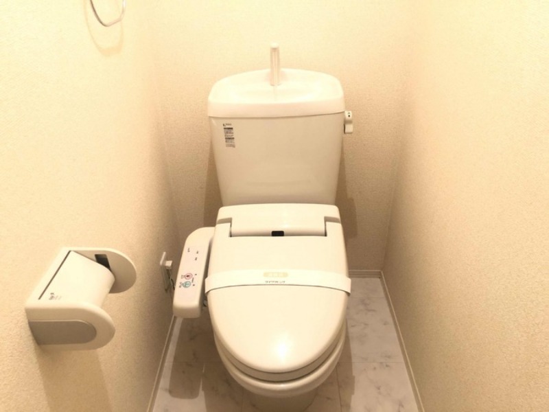 トイレ　図面と現状に相違がある場合には現状を優先