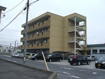 建物外観　外観写真（昼）