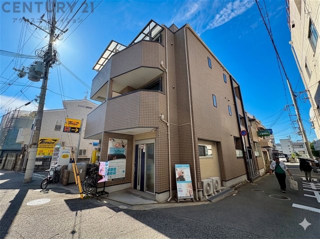 建物外観　駅近で便利