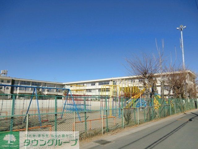 小学校　松戸市立馬橋小学校（小学校）まで680m