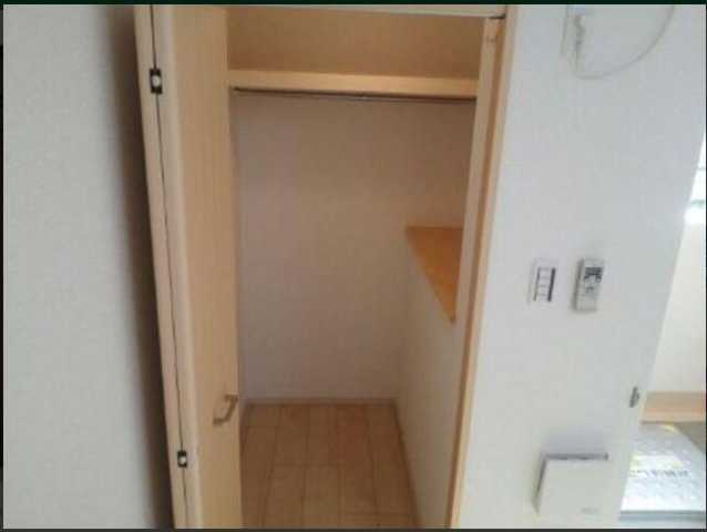 収納　別部屋参考写真