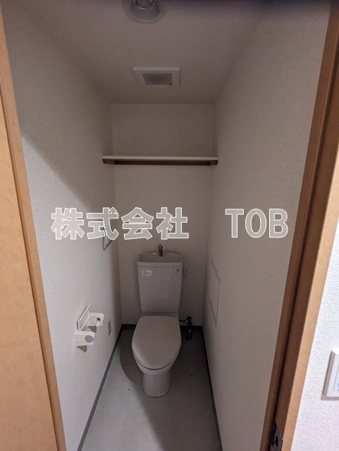 トイレ　※クリーニング中の撮影※