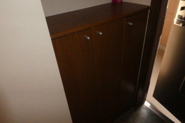 玄関　シューズボックス