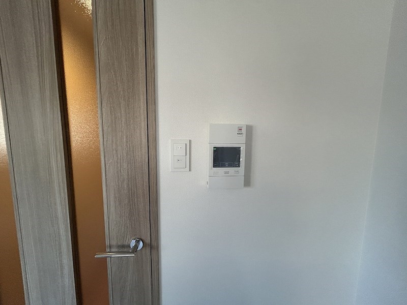 セキュリティ　同マンション別部屋写真