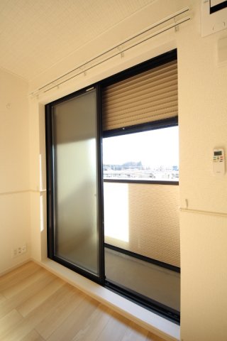 セキュリティ　シャッターつきで安心です