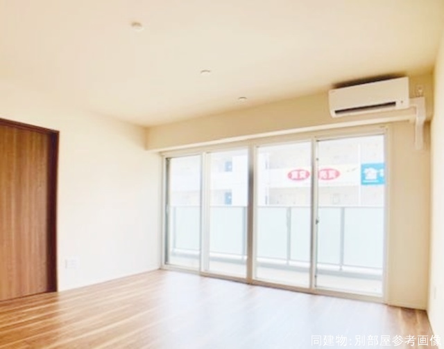 居室・リビング　開放感のあるゆったりとしたお部屋です♪
