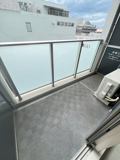 バルコニー