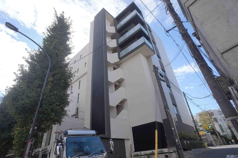 建物外観　■建物構造：RC