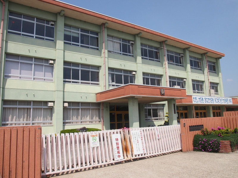 小学校　大安寺西小学校（小学校）まで964m