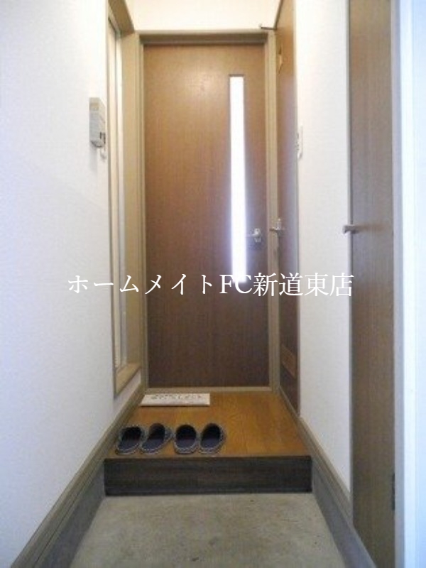 玄関　玄関
