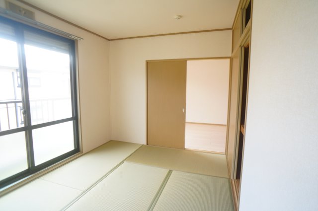 その他部屋・スペース　使い勝手のいい寝室です