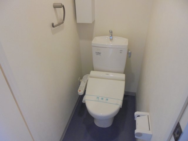 トイレ　※別部屋参考写真