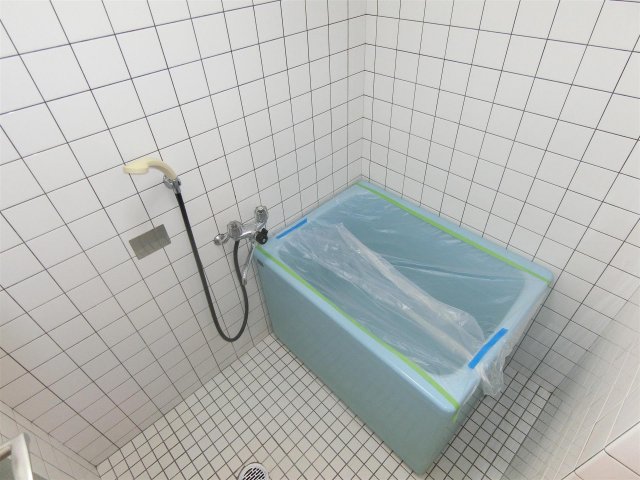 バス・シャワールーム　いつでもすぐに入浴できるシャワー付きバスルーム♪