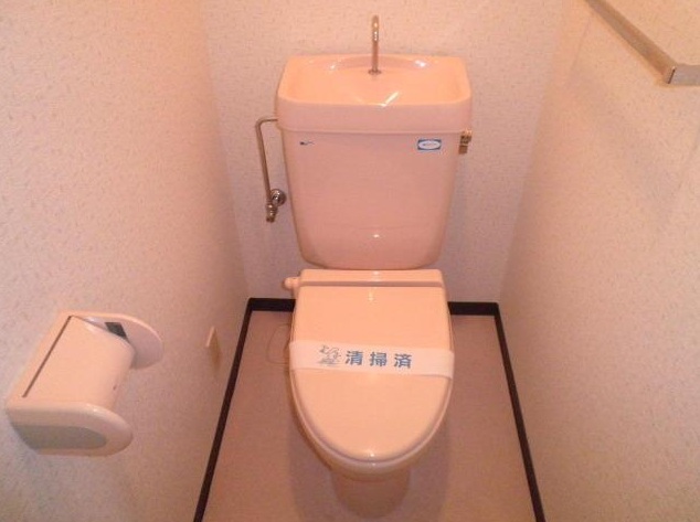 トイレ　別部屋参考写真です