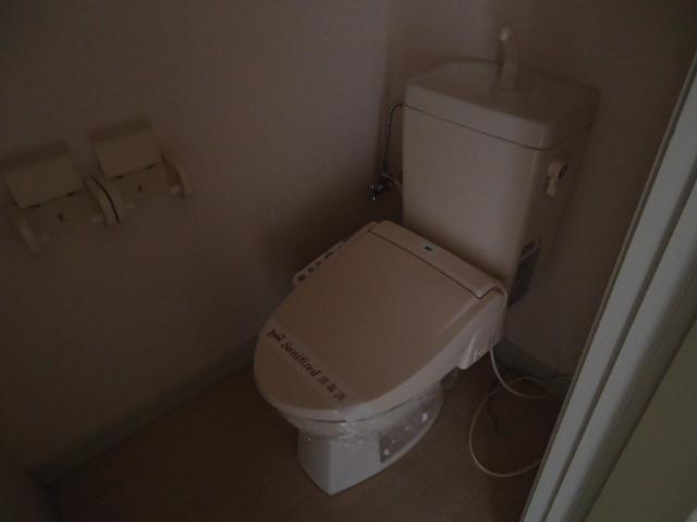 トイレ　シャワー付トイレ