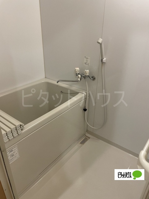 バス・シャワールーム　バス・トイレ別♪