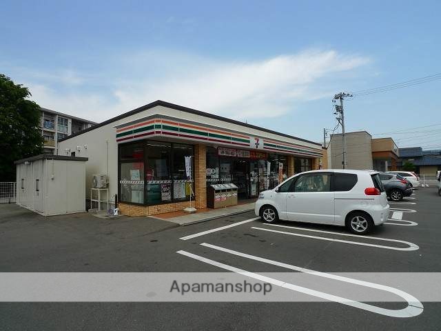 コンビニ　セブン－イレブン金沢駅西本町３丁目店（コンビニ）まで1096m