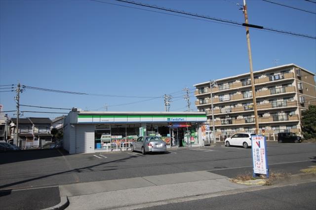 コンビニ　ファミリーマート中川好本町店（コンビニ）まで507m