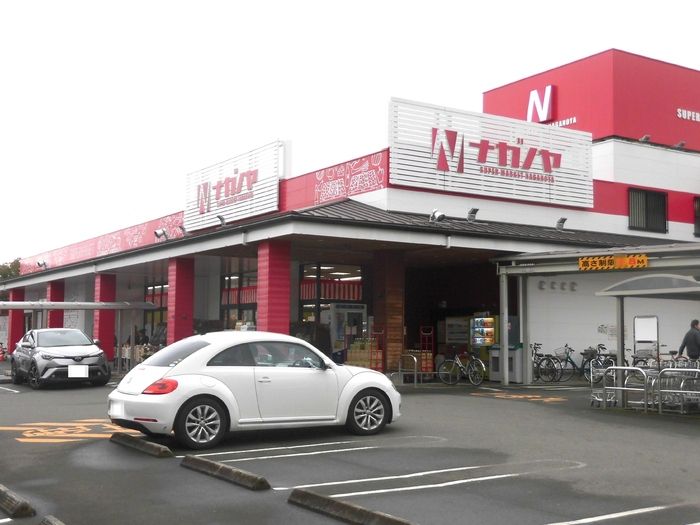 ショッピングセンター　ワッツウィズ瀬頭ナガノヤ店（ショッピングセンター）まで447m