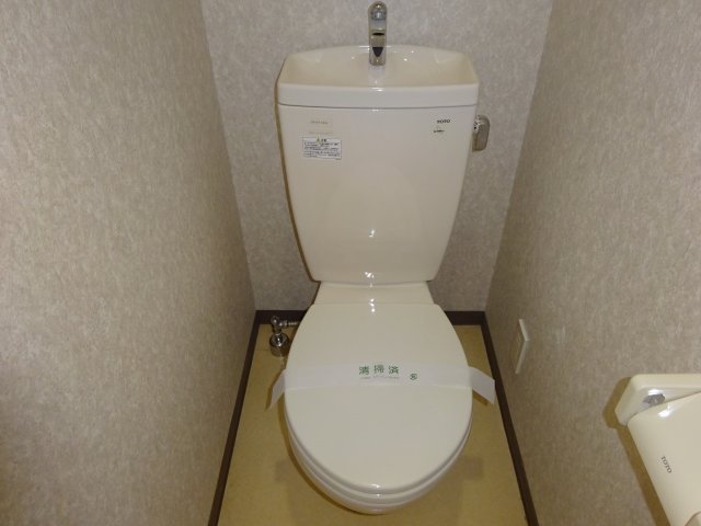 トイレ　別部屋、参考写真になります