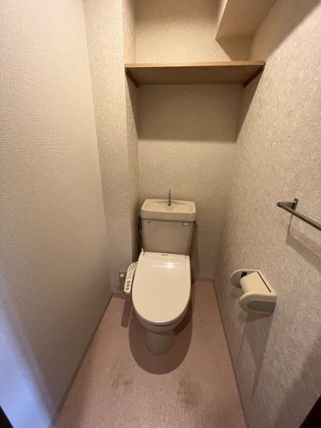 トイレ　ウォシュレット完備