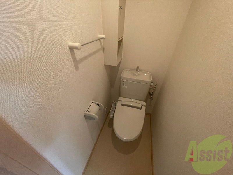 トイレ　こちらはトイレです。清潔感があり、安心して使用できます。