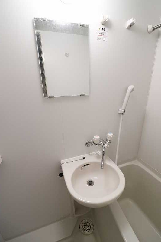 洗面設備　※同物件、別部屋になります。