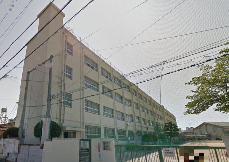 小学校　高槻市立南大冠小学校（小学校）まで722m