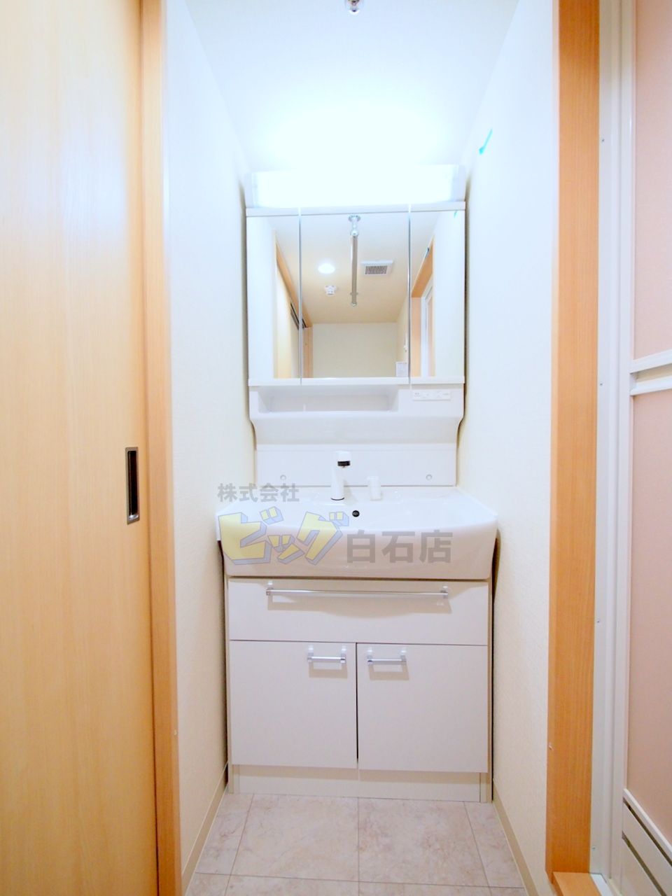 洗面設備　シャンプードレッサー完備しています♪