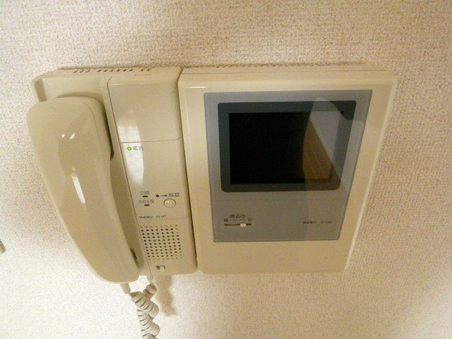 セキュリティ　ＴＶモニターフォン付きです。