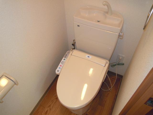トイレ　シャワー付トイレ