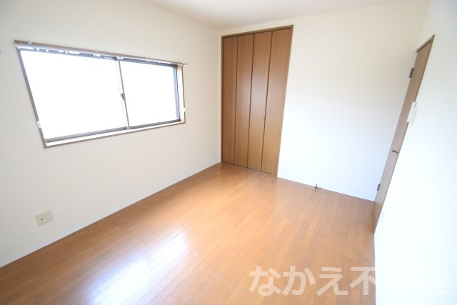その他部屋・スペース　使い勝手のいい寝室です