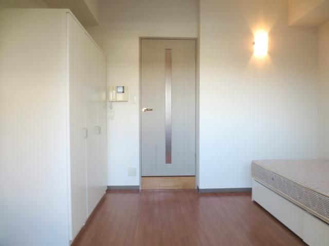 居室・リビング　★フローリングのお部屋です★