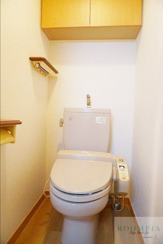 トイレ　※同タイプの別のお部屋です