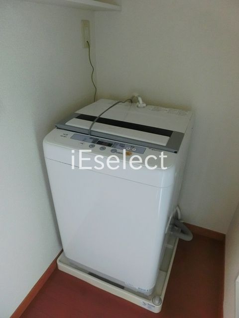 洗面設備　洗濯機もございます