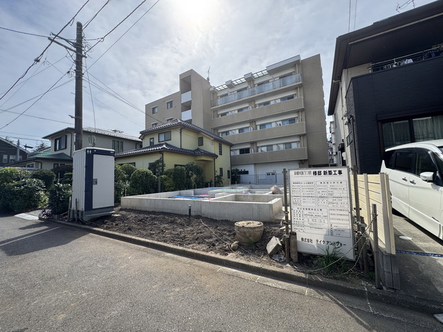 建物外観　～頑張って建築中っ～