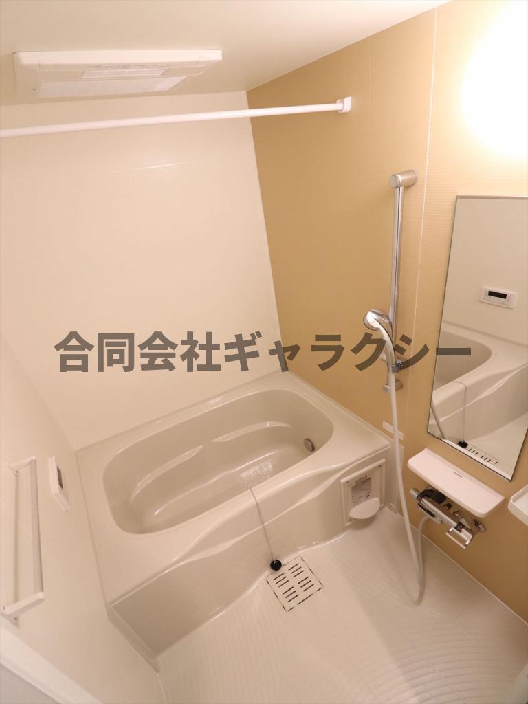 バス・シャワールーム　追い焚き・浴室乾燥機能付き