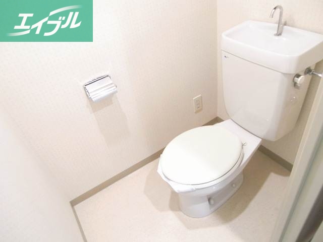 トイレ　同タイプのお部屋の写真です