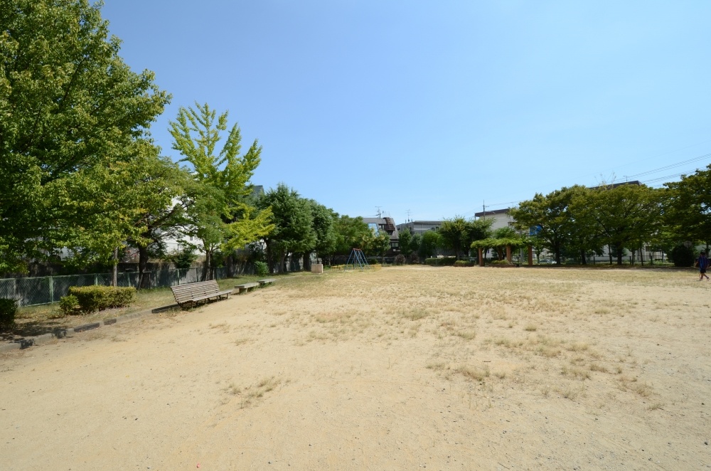 公園　安倉南第３公園（公園）まで833m