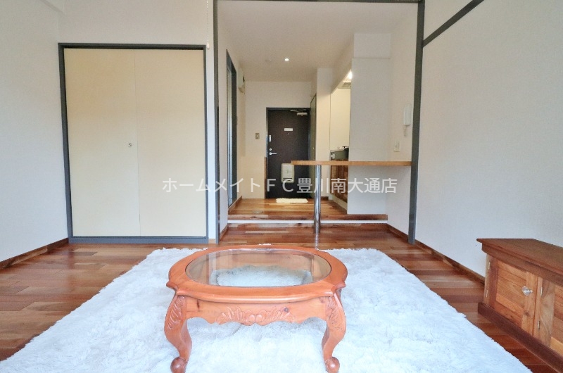 居室・リビング　同型別部屋写真