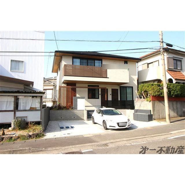エントランス　建物外観